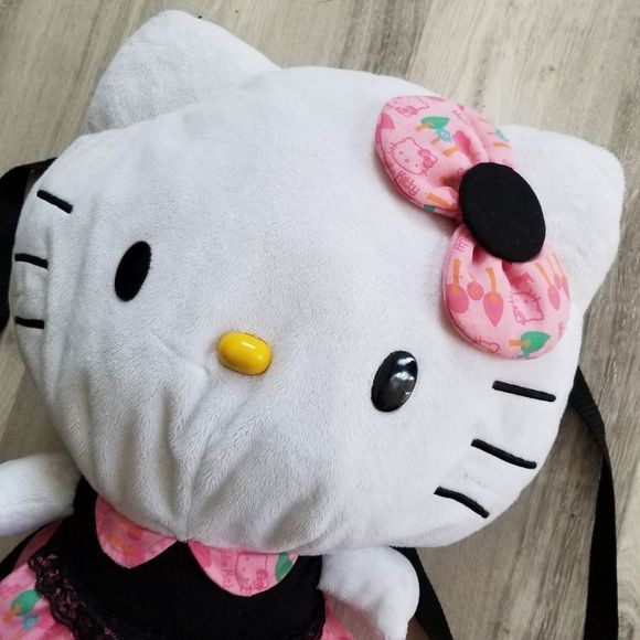 Hello Kitty Backpack - Picture 5 of 7